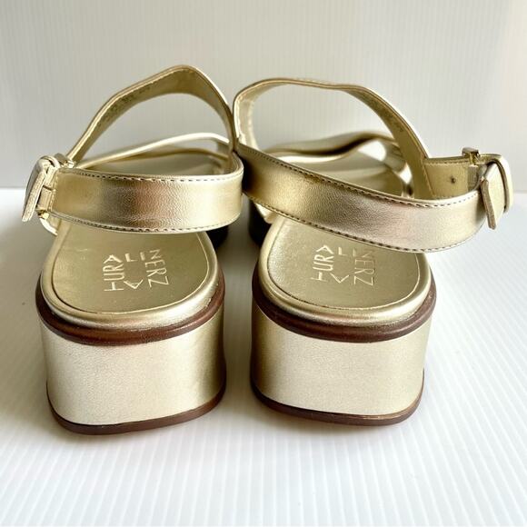 NATURALIZER Caryn Platform Sandal Gold Women's Size 8.5 Metallic Vegan Leather - Picture 5 of 9